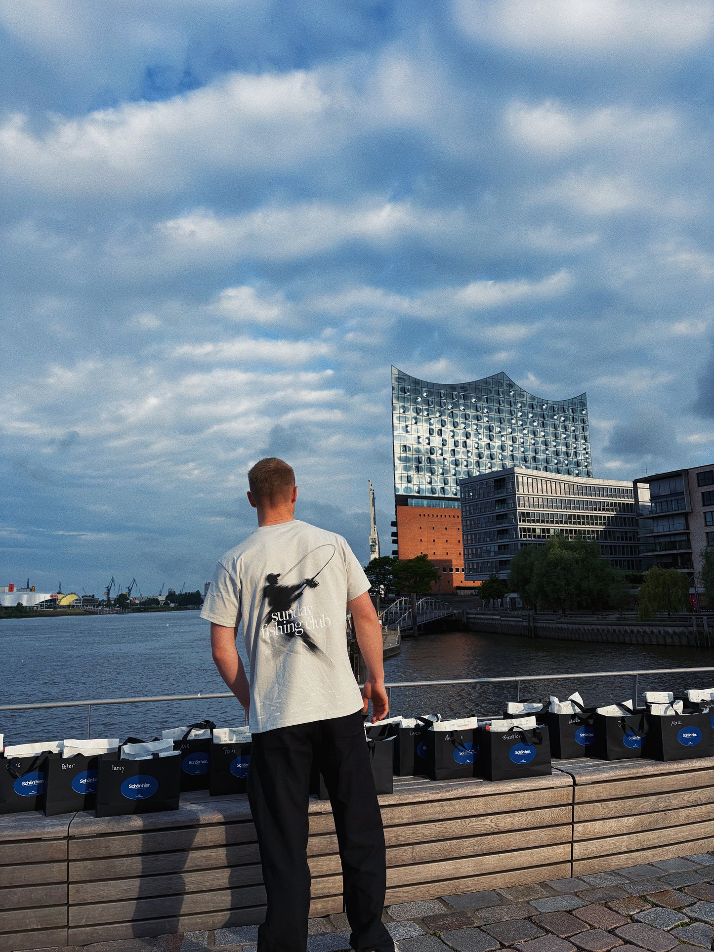 T-Shirt Sunday Fishing Club
